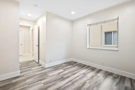4498 Dogwood Circle Weston FL 33331
