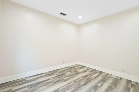4498 Dogwood Circle Weston FL 33331