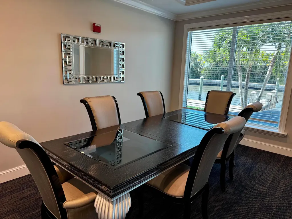 806 E Windward Way Lantana FL 33462