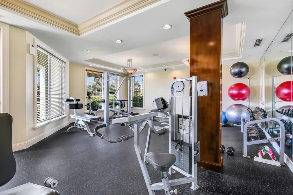 806 E Windward Way Lantana FL 33462