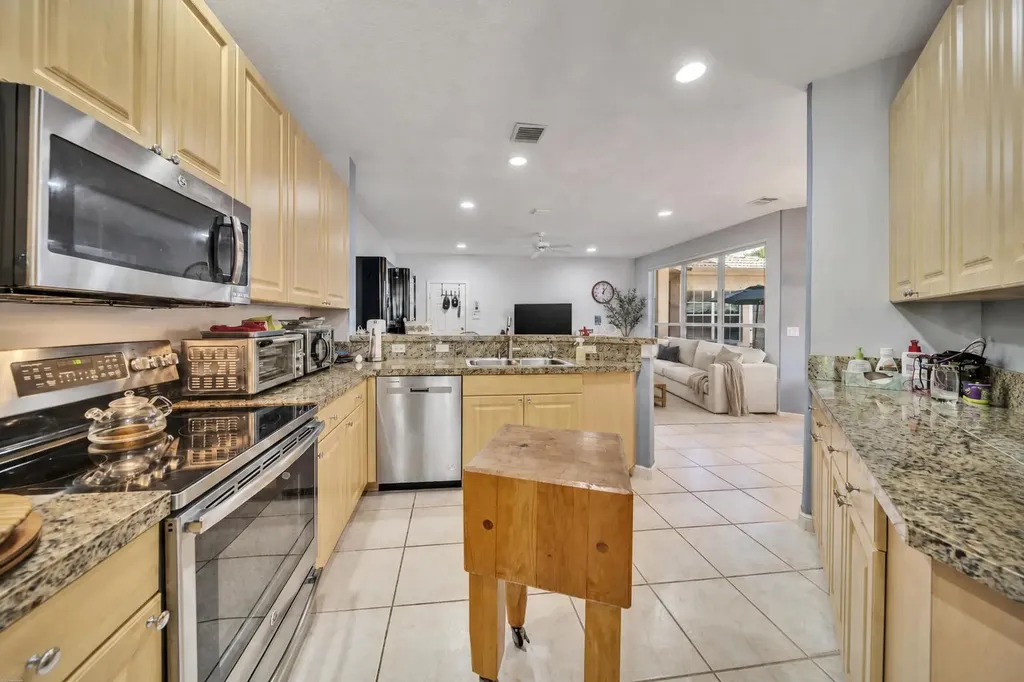 4831 S Classical Boulevard Delray Beach FL 33445
