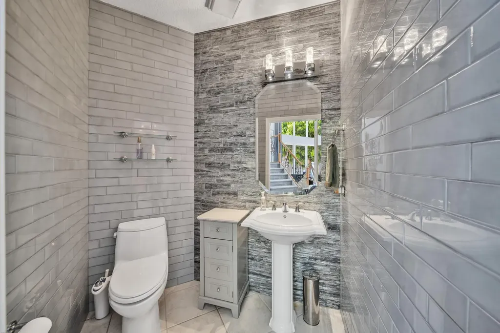 4831 S Classical Boulevard Delray Beach FL 33445
