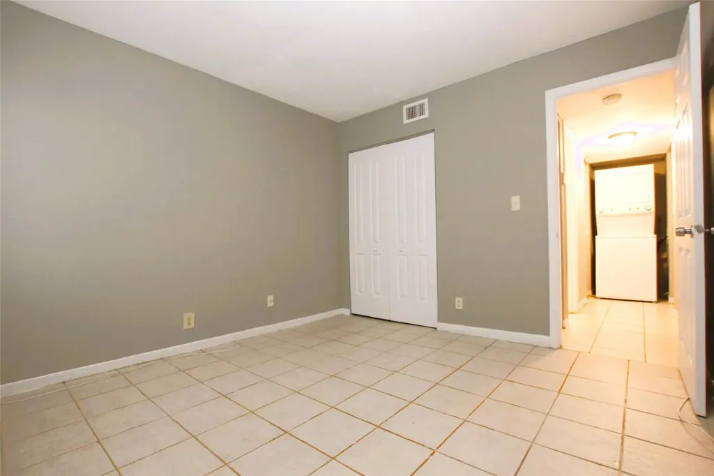 217 Lake Pointe Drive Oakland Park FL 33309