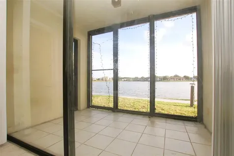 217 Lake Pointe Drive Oakland Park FL 33309