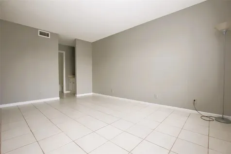 217 Lake Pointe Drive Oakland Park FL 33309