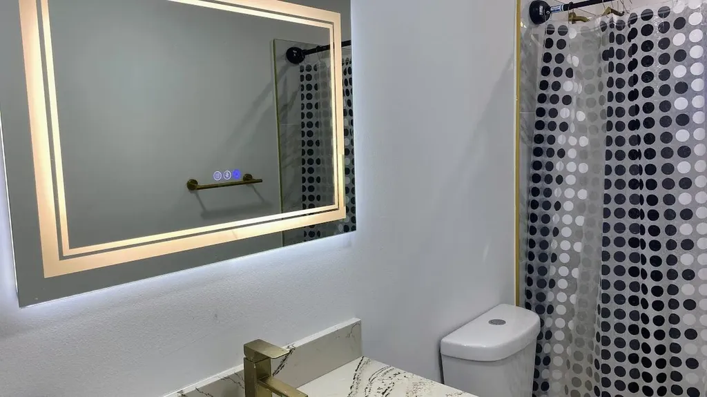3580 NW 73rd Avenue Lauderhill FL 33319