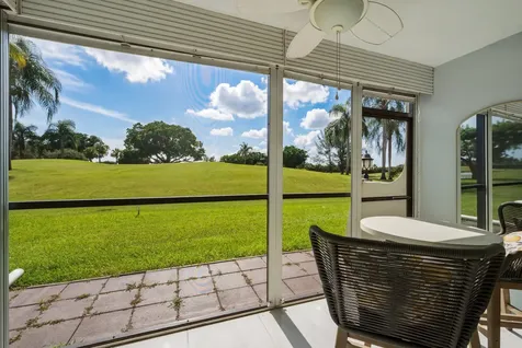 9823 S Hollybrook Lake Drive Pembroke Pines FL 33025