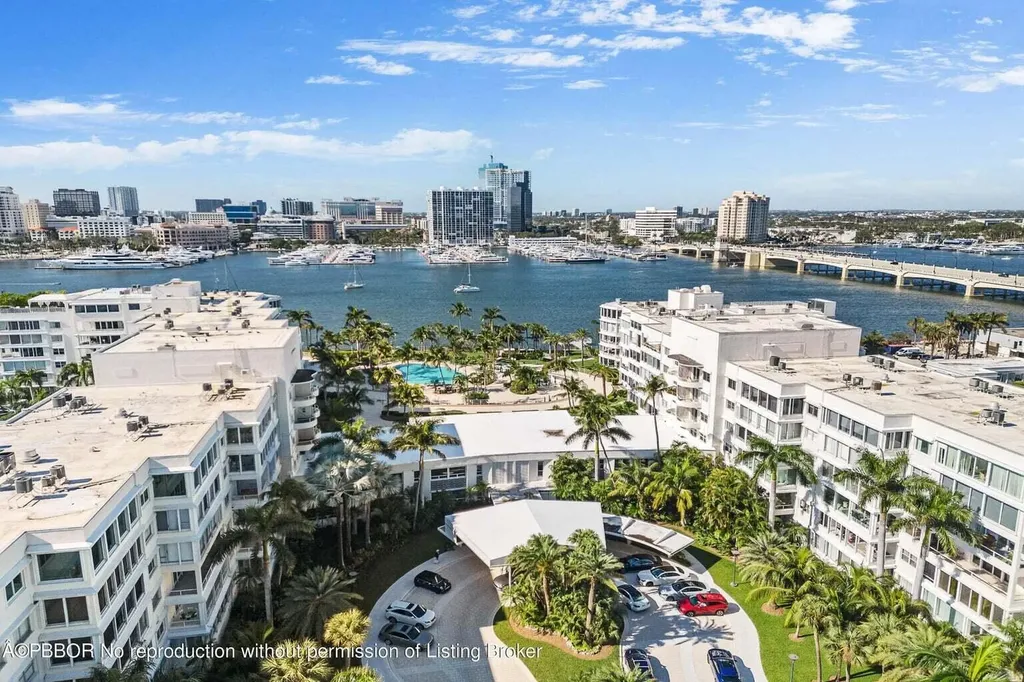 44 Cocoanut Row Palm Beach FL 33480