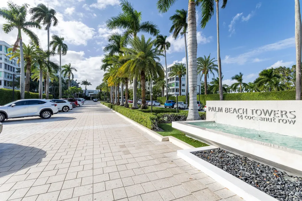 44 Cocoanut Row Palm Beach FL 33480