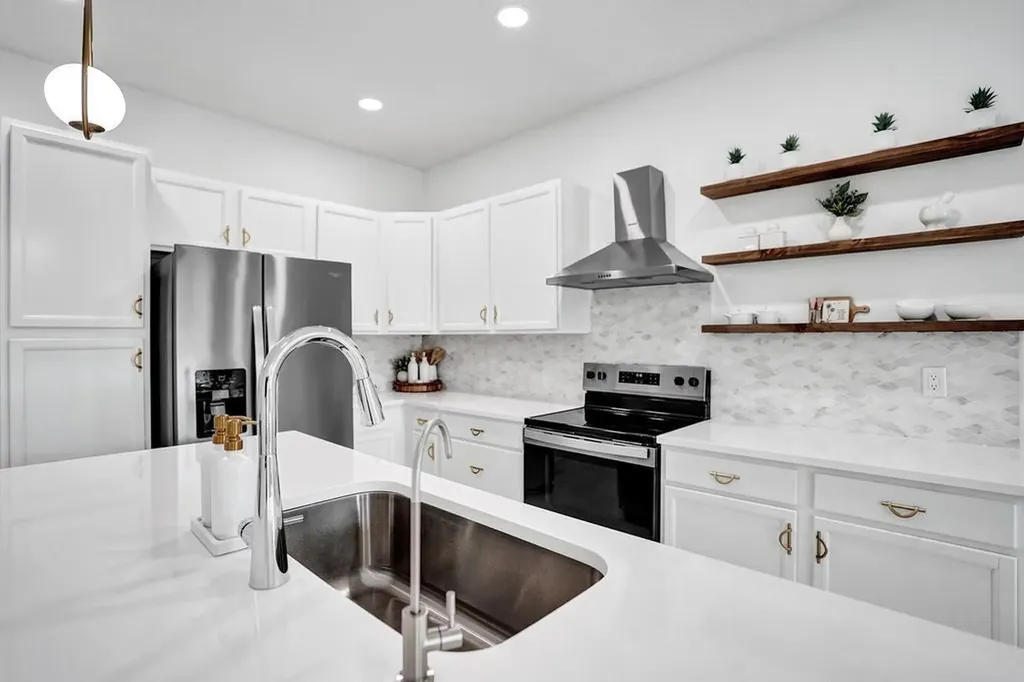 4508 Longwood Lake Square Westlake FL 33470