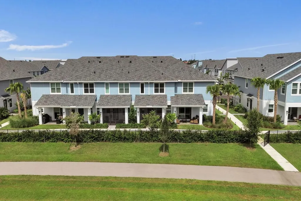 4508 Longwood Lake Square Westlake FL 33470