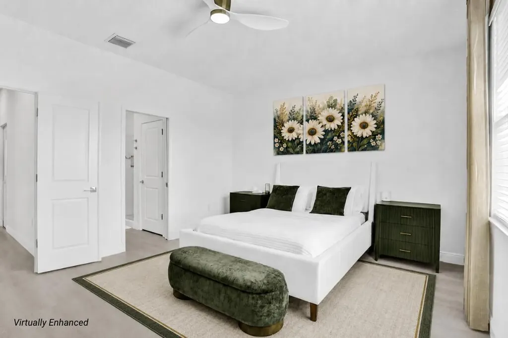 4508 Longwood Lake Square Westlake FL 33470