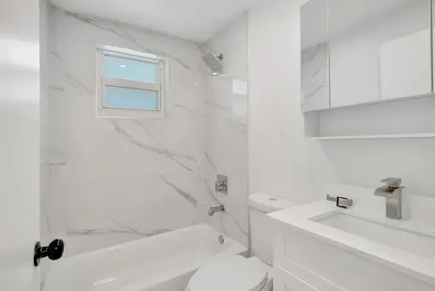 1260 SW 4th Street Miami FL 33135