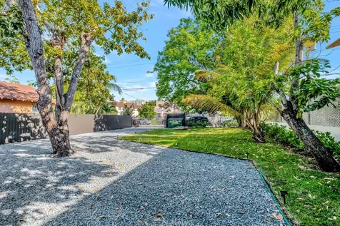 1260 SW 4th Street Miami FL 33135