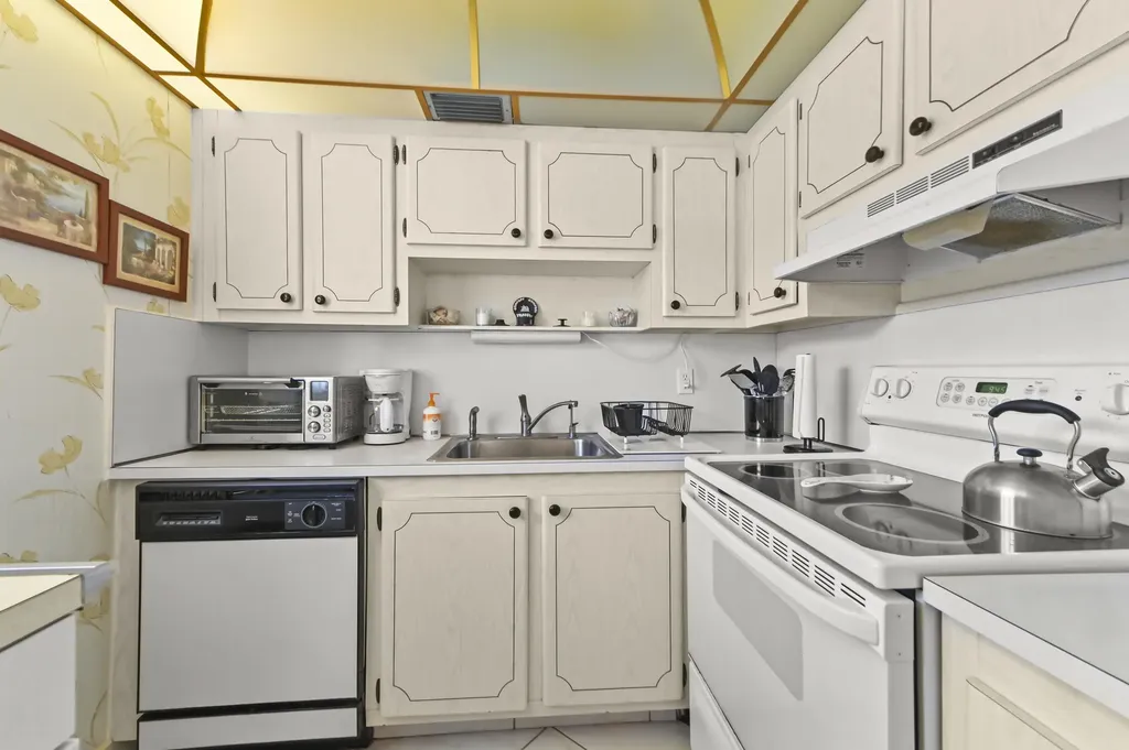 209 Waterford I Delray Beach FL 33446