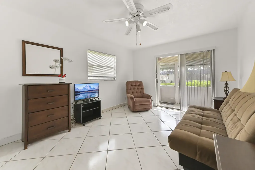 209 Waterford I Delray Beach FL 33446