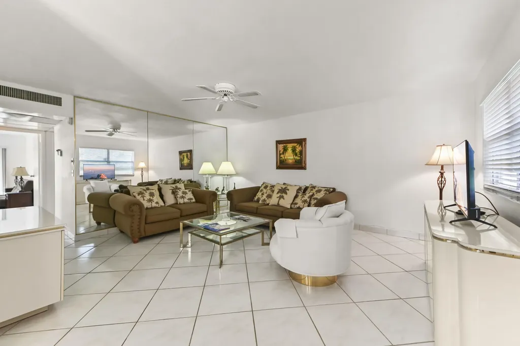 209 Waterford I Delray Beach FL 33446