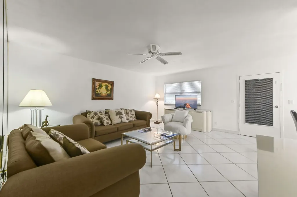 209 Waterford I Delray Beach FL 33446