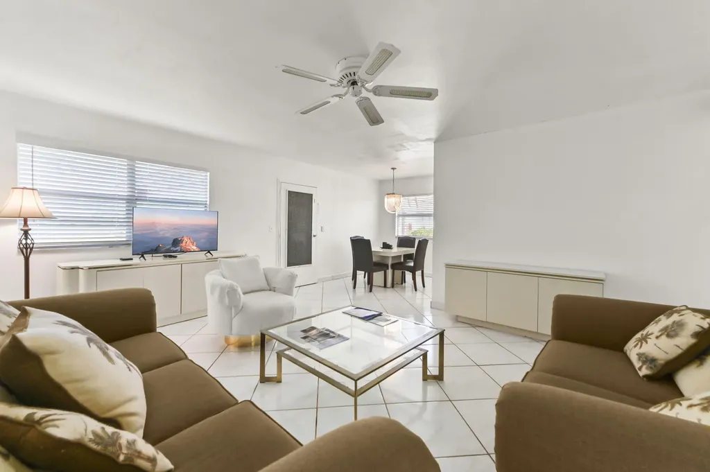 209 Waterford I Delray Beach FL 33446