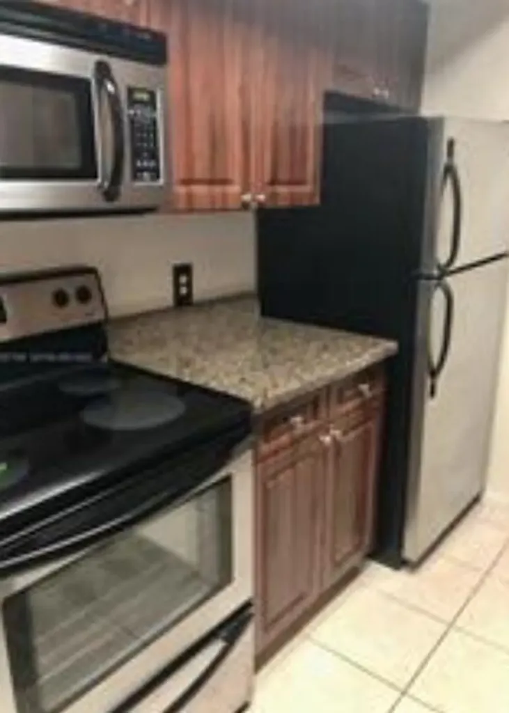 2986 S University Drive Davie FL 33328