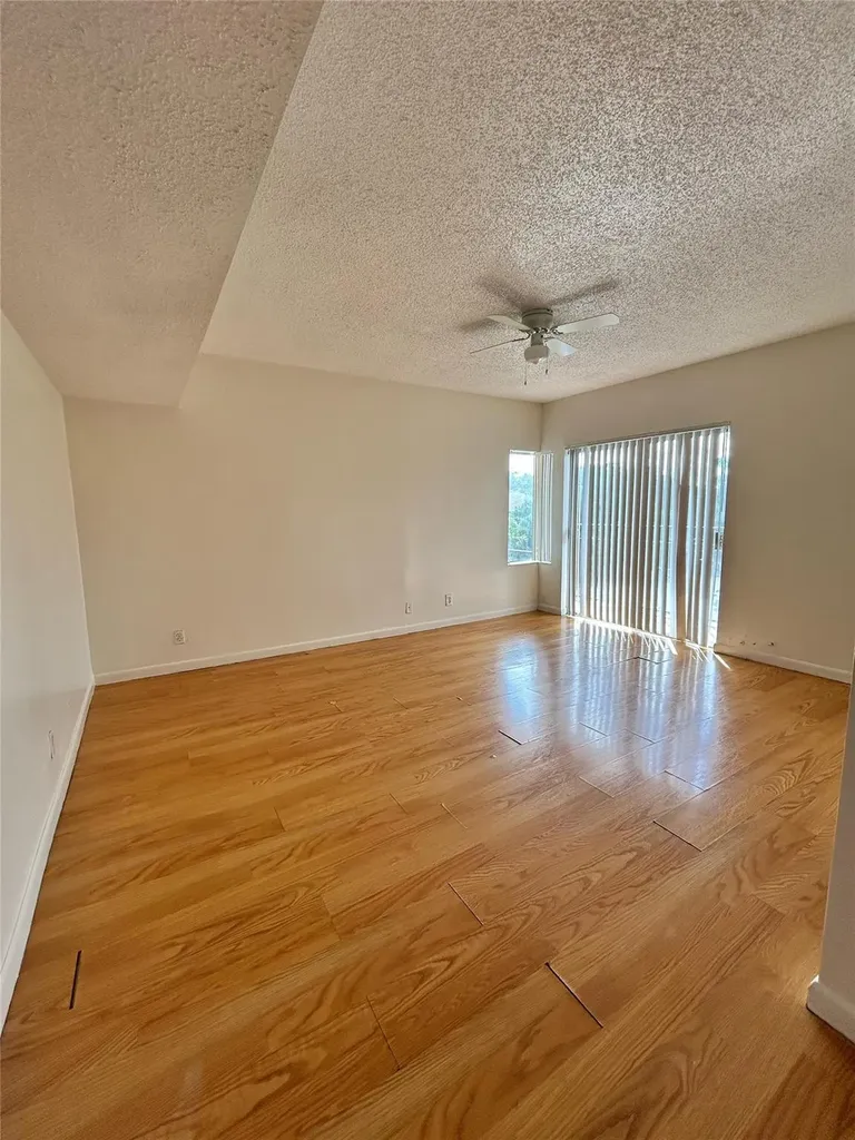 4850 SW 63rd Terrace Davie FL 33314