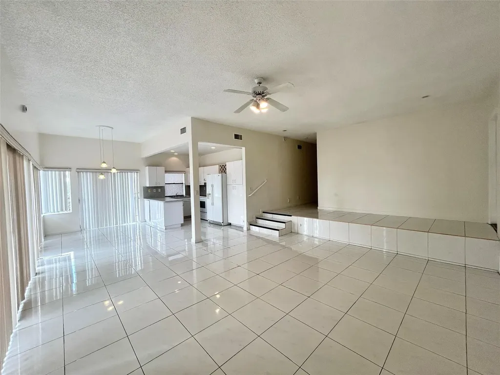 4850 SW 63rd Terrace Davie FL 33314