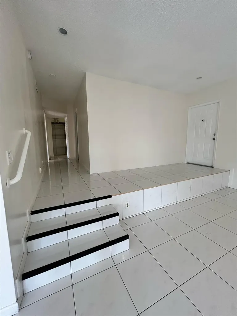 4850 SW 63rd Terrace Davie FL 33314