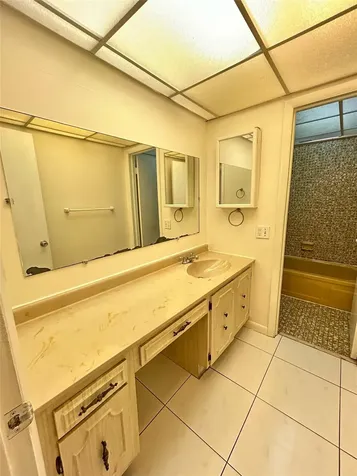 4850 SW 63rd Terrace Davie FL 33314