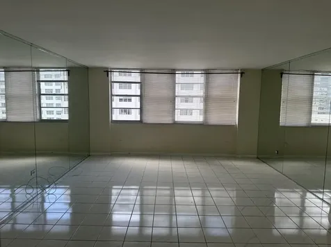 999 Brickell Bay Drive Miami FL 33131