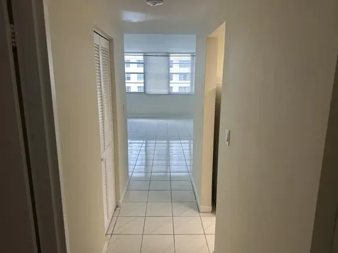 999 Brickell Bay Drive Miami FL 33131