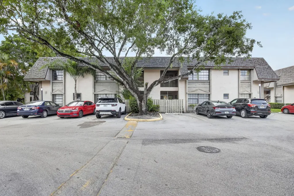 3610 NW 95th Terrace Sunrise FL 33351