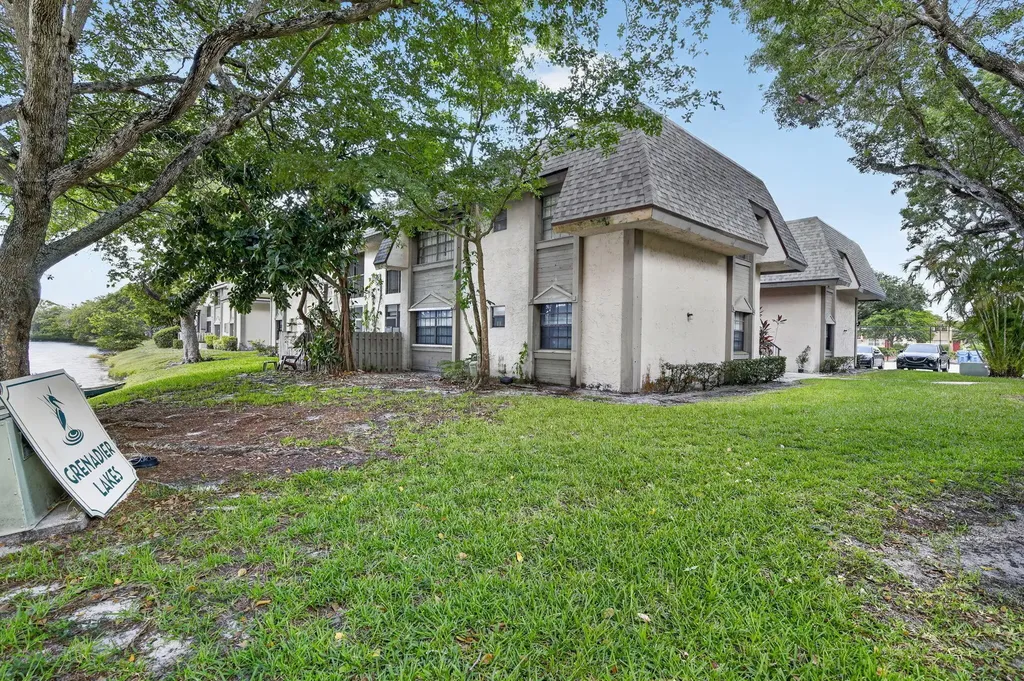 3610 NW 95th Terrace Sunrise FL 33351