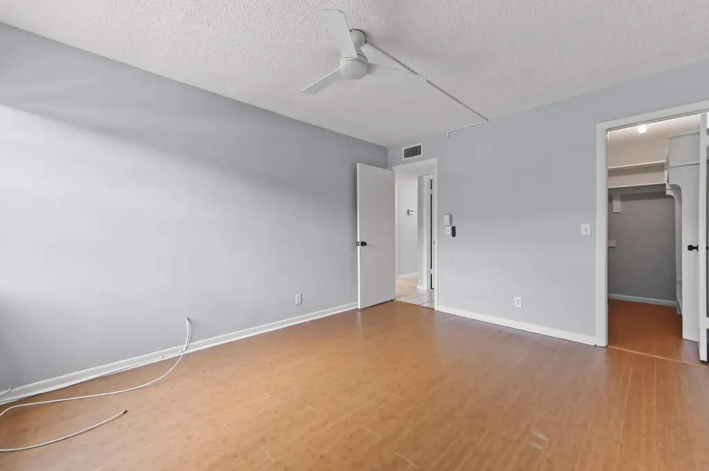 548 Capri L Delray Beach FL 33484