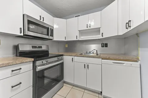 548 Capri L Delray Beach FL 33484