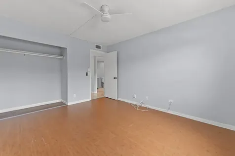 548 Capri L Delray Beach FL 33484