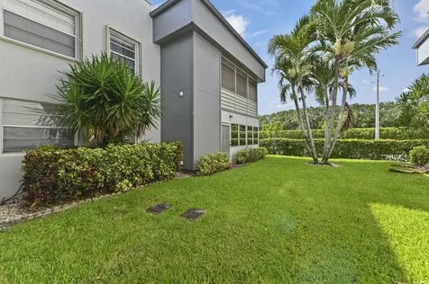 548 Capri L Delray Beach FL 33484