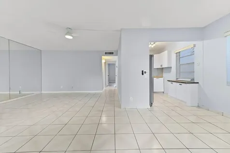 548 Capri L Delray Beach FL 33484