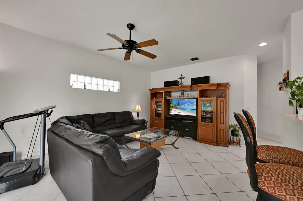 11650 NW 48th Court Coral Springs FL 33076