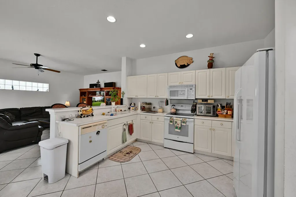 11650 NW 48th Court Coral Springs FL 33076