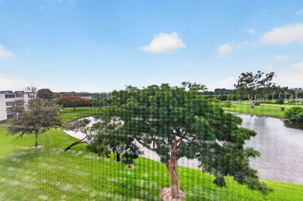 4039 Hythe C Boca Raton FL 33434
