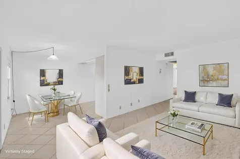 4039 Hythe C Boca Raton FL 33434