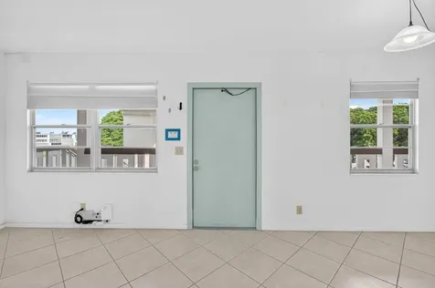 4039 Hythe C Boca Raton FL 33434
