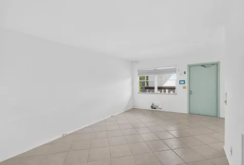 4039 Hythe C Boca Raton FL 33434