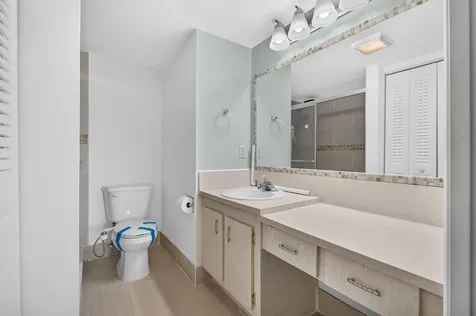 4039 Hythe C Boca Raton FL 33434