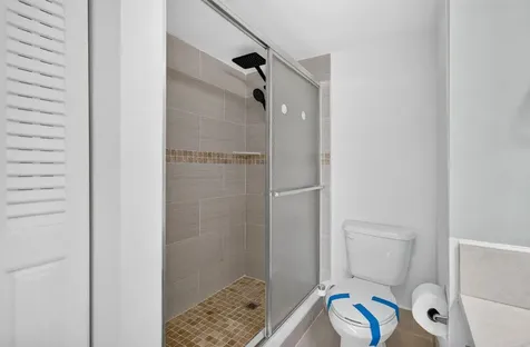 4039 Hythe C Boca Raton FL 33434