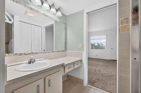 4039 Hythe C Boca Raton FL 33434