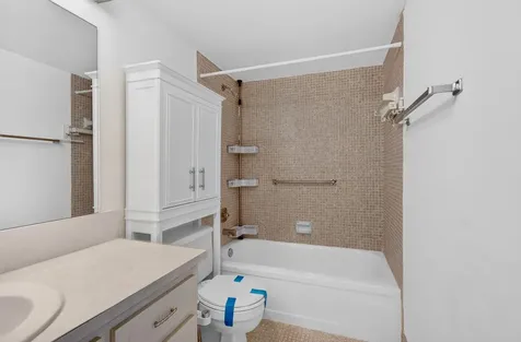 4039 Hythe C Boca Raton FL 33434