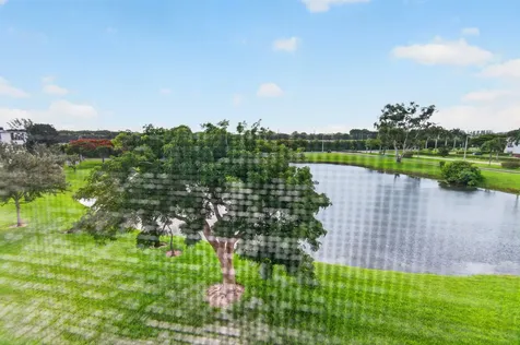 4039 Hythe C Boca Raton FL 33434
