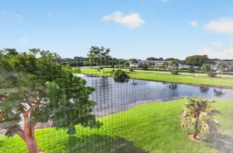 4039 Hythe C Boca Raton FL 33434