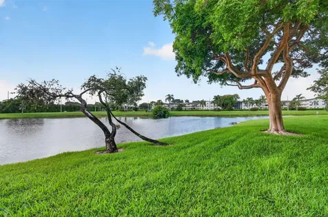 4039 Hythe C Boca Raton FL 33434